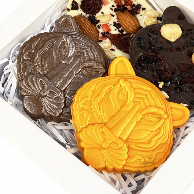 Набор шоколадных медиантов «Тигры» с логотипом в Санкт-Петербурге заказать по выгодной цене в кибермаркете AvroraStore