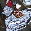 Подарочный набор  для кухни  "Снегири": передник и прихватки (2 шт) с логотипом в Санкт-Петербурге заказать по выгодной цене в кибермаркете AvroraStore