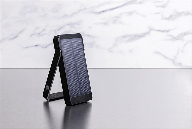 Внешний аккумулятор Skywave на солнечной батарее из переработанного пластика RCS, 10 000 mAh с логотипом в Санкт-Петербурге заказать по выгодной цене в кибермаркете AvroraStore