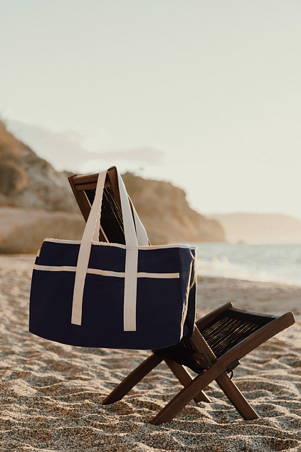 Пляжная сумка VINGA Volonne из переработанного канваса и rPET AWARE™ с логотипом в Санкт-Петербурге заказать по выгодной цене в кибермаркете AvroraStore