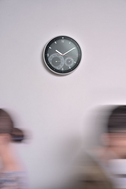 Часы настенные INSERT с термометром и гигрометром с логотипом в Санкт-Петербурге заказать по выгодной цене в кибермаркете AvroraStore