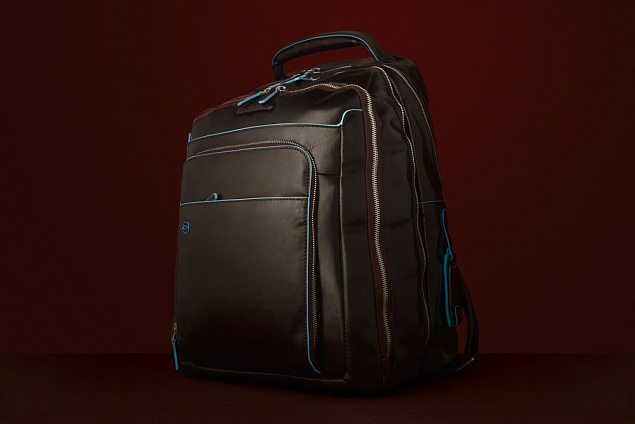 Рюкзак для ноутбука Piquadro Blue Square, красно-коричневый с логотипом в Санкт-Петербурге заказать по выгодной цене в кибермаркете AvroraStore