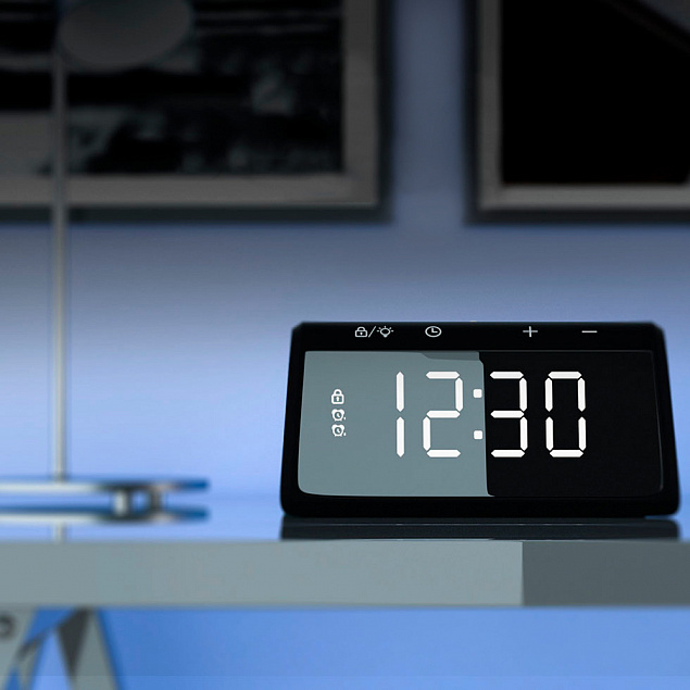 Часы настольные Bridge с функцией беспроводной зарядки с логотипом в Санкт-Петербурге заказать по выгодной цене в кибермаркете AvroraStore